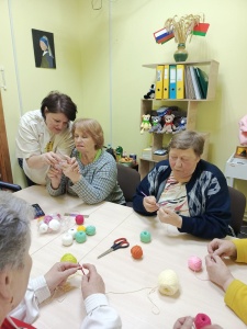 Реабилитация творческим трудом в отделении дневного пребывания для граждан пожилого возраста и инвалидов ТЦСОН Витебского района