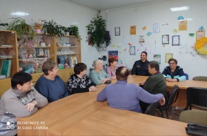 В ТЦСОН Витебского района состоялась встреча посетителей и специалистов со старшим инспектором ГДБРКиП ОВД Витебского райисполкома майором милиции Зязюлей Евгением Петровичем