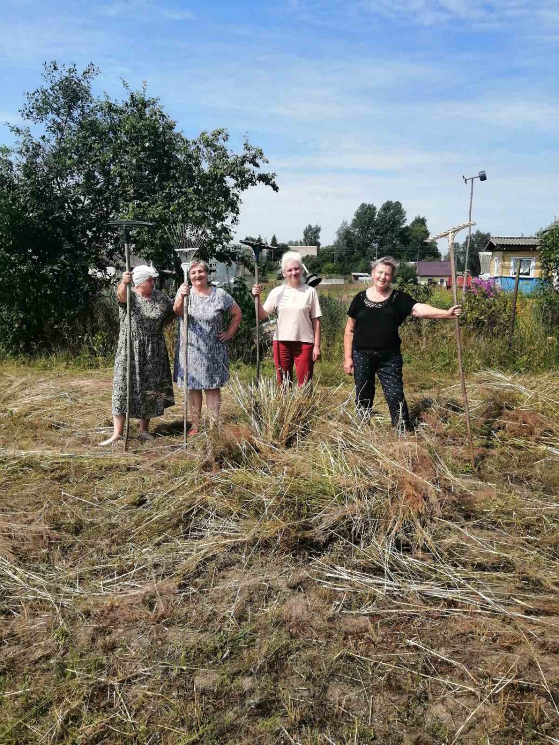 В отделении дневного пребывания для граждан пожилого возраста г.п.Яновичи ТЦСОН Витебского района создана мобильная бригада из специалистов и посетителей отделения В отделении дневного пребывания для граждан пожилого возраста г.п.Яновичи ТЦСОН Витебского района создана мобильная бригада из специалистов и посетителей отделения