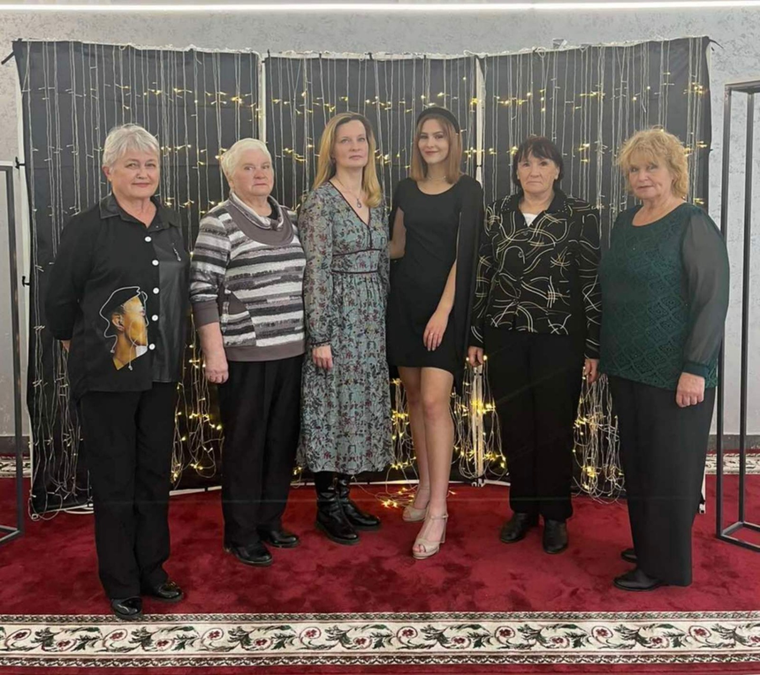 Сегодня посетители ТЦСОН Витебского района отделения дневного пребывания для граждан пожилого возраста и инвалидов приняли участие в концертной программе районного конкурса красоты и таланта Сегодня посетители ТЦСОН Витебского района отделения дневного пребывания для граждан пожилого возраста и инвалидов приняли участие в концертной программе районного конкурса красоты и таланта