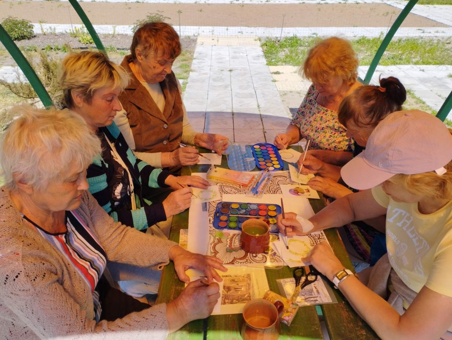 Творческий пленэр для посещающих ТЦСОН Витебского района Творческий пленэр для посещающих ТЦСОН Витебского района